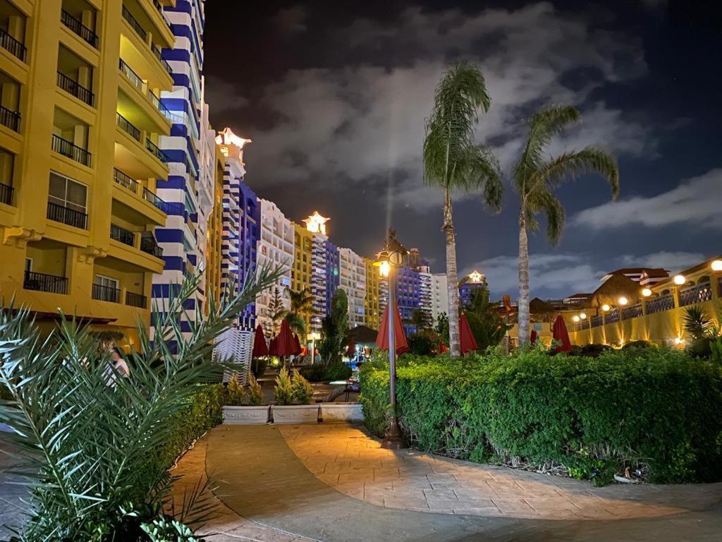 Porto Marina Resort Chalets Families Only El-Alamein Exterior foto