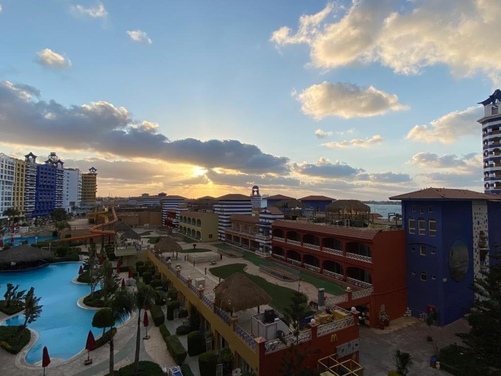 Porto Marina Resort Chalets Families Only El-Alamein Exterior foto