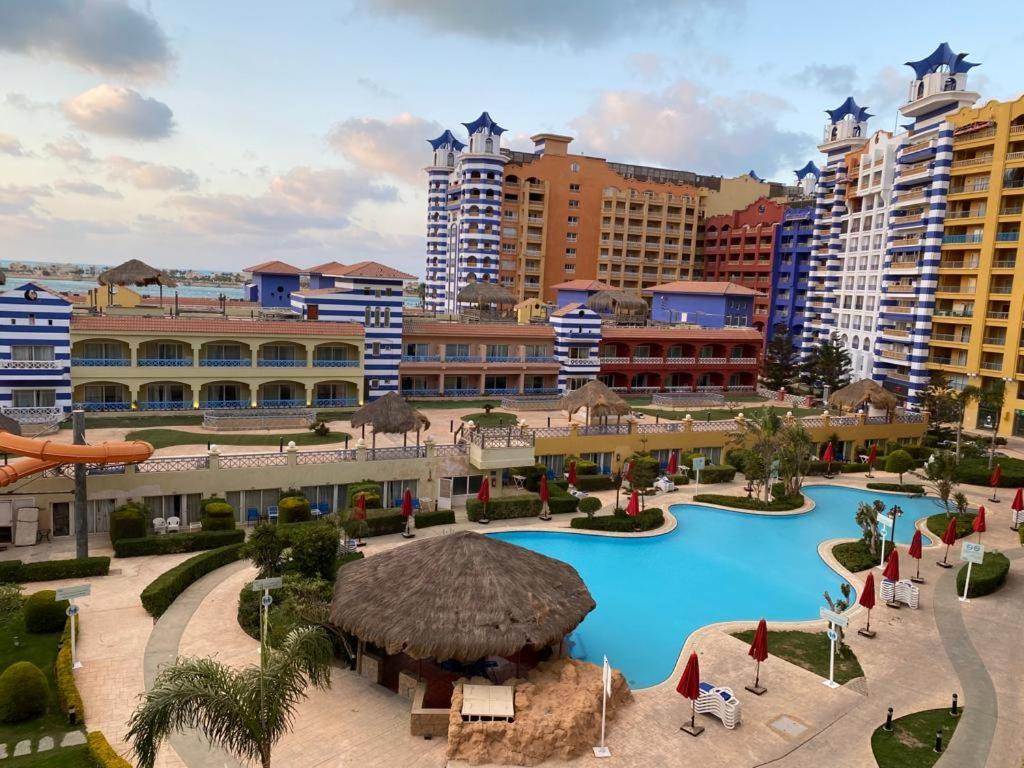 Porto Marina Resort Chalets Families Only El-Alamein Exterior foto
