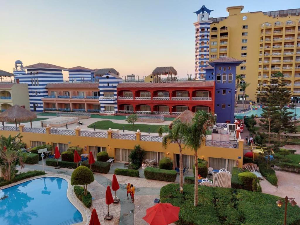Porto Marina Resort Chalets Families Only El-Alamein Exterior foto
