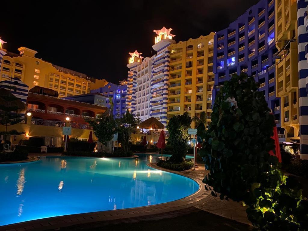 Porto Marina Resort Chalets Families Only El-Alamein Exterior foto